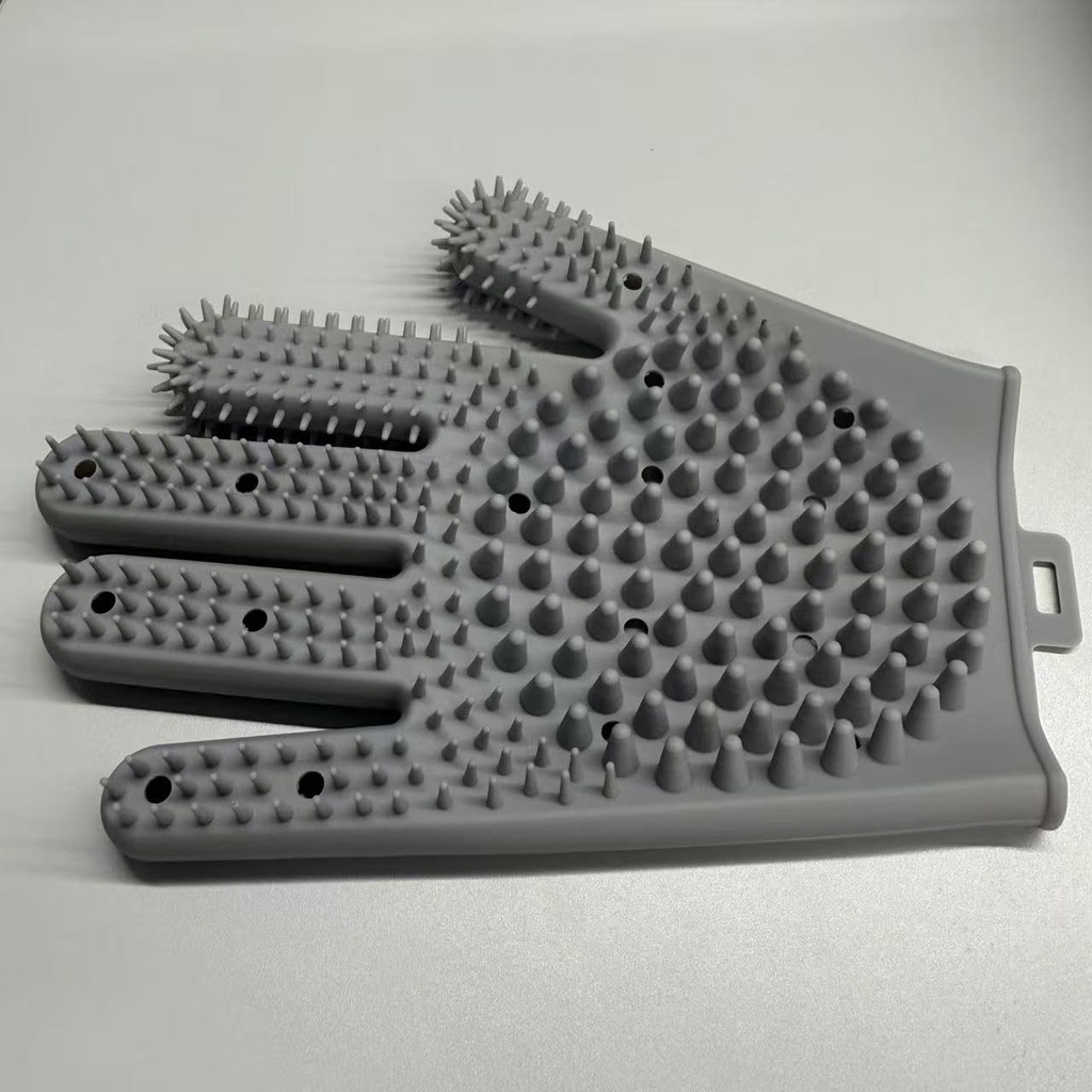 Pet Grooming Gloves for Cats & Dogs, Silicone Pet Hair Removal Glove for Bathing, Shedding & Massage, Gentle Cat & Dog Grooming Glove for Long & Short Hair Pets（Grey-Medium）